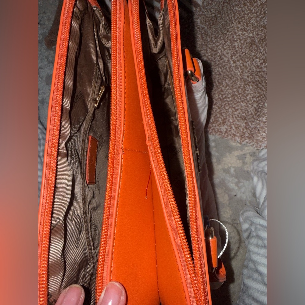 Glamor sunset-colored, alligator-skin textured satchel w/ crossbody strap- NWT - Picture 6 of 12